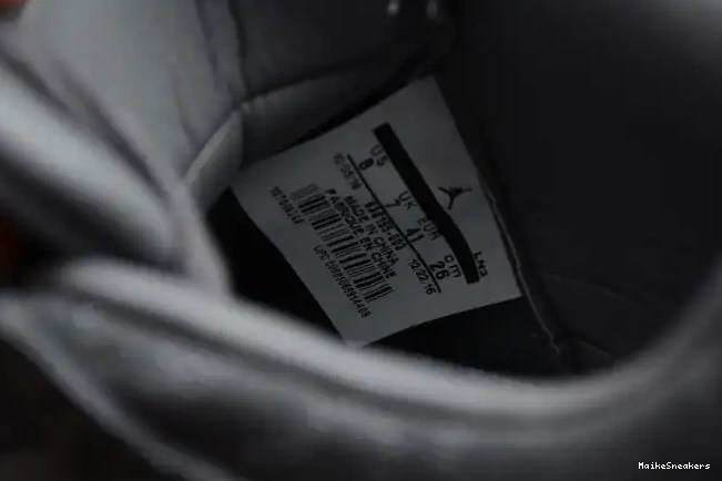 MaikeSneakers Grey KAWS 930155-003 Air 4 Cool Jordan x 0504